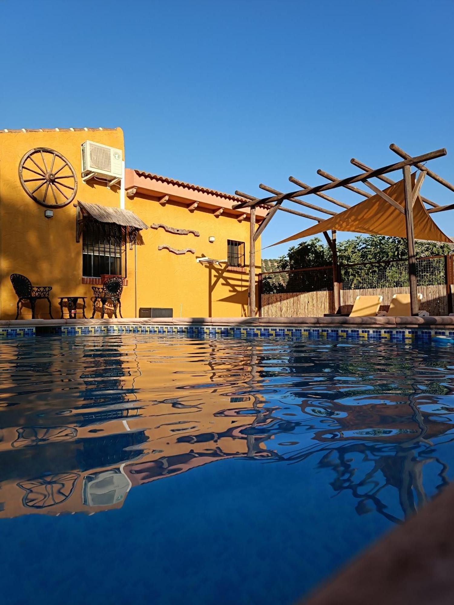 Cortijo Petra Bed & Breakfast Villanueva del Rosario Ngoại thất bức ảnh